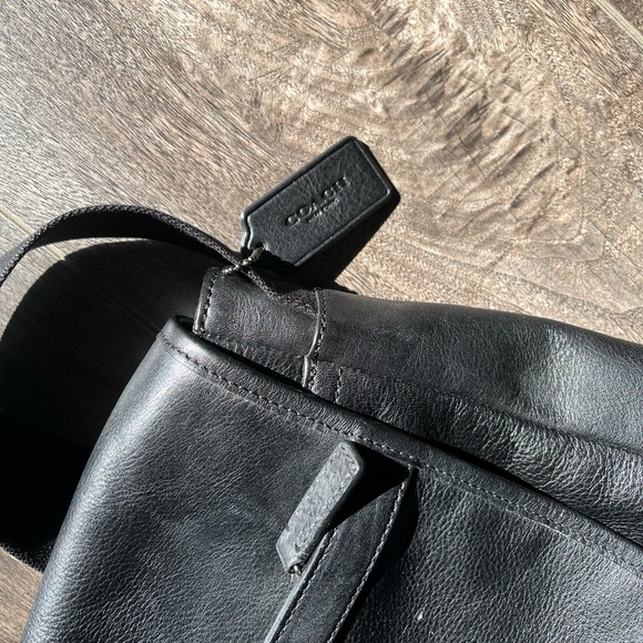 Coach leather messenger bag - Picture 2 of 5